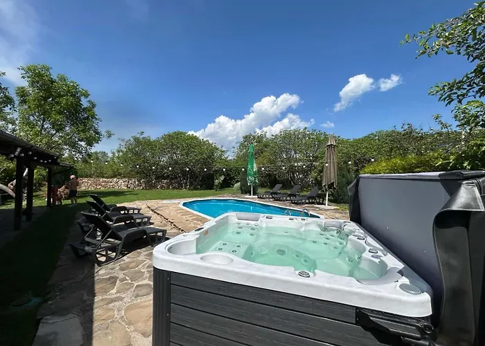 Willa смокиня град